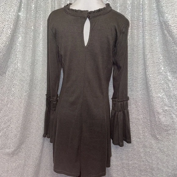 Bell Sleeve Sweater Dress - Picture 4 of 7